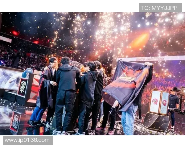 青年赛特别报道：FPX从逆境中崛起的奋斗历程与荣耀之路